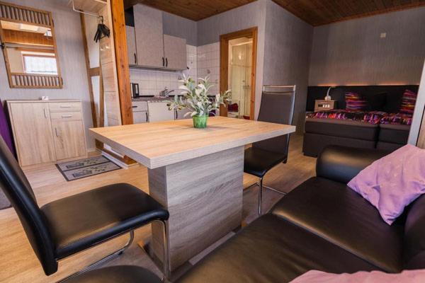 Apartments "Vier Napoleonslinden" 아워스테트 외부 사진