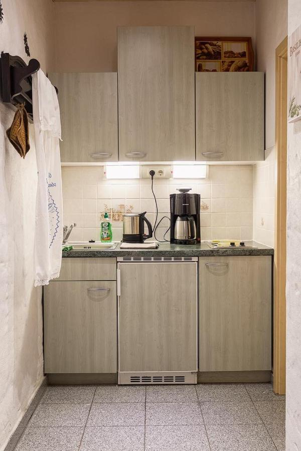 Apartments "Vier Napoleonslinden" 아워스테트 외부 사진